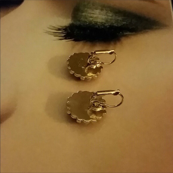 NEW LIKE KS FLORAL EARRINGS - Picture 3 of 3